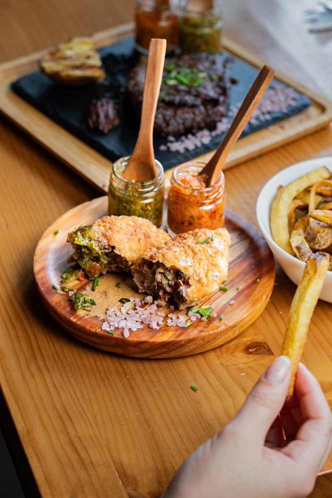 Emuná Asador Argentino - 1