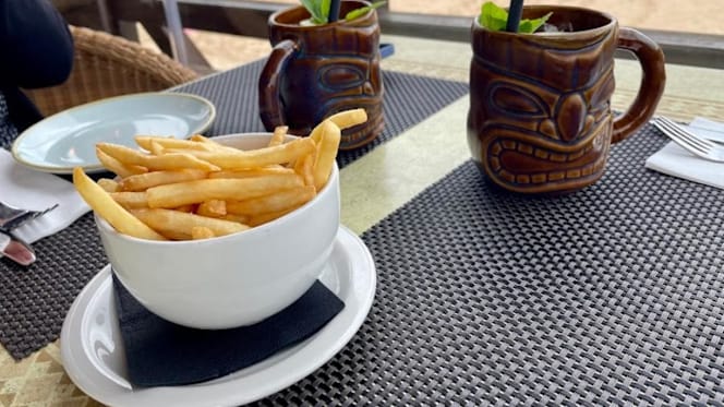 Linda The Beach Bar - Lagos - 1