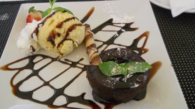 Central Planet Restaurant Grill - Albufeira - 3