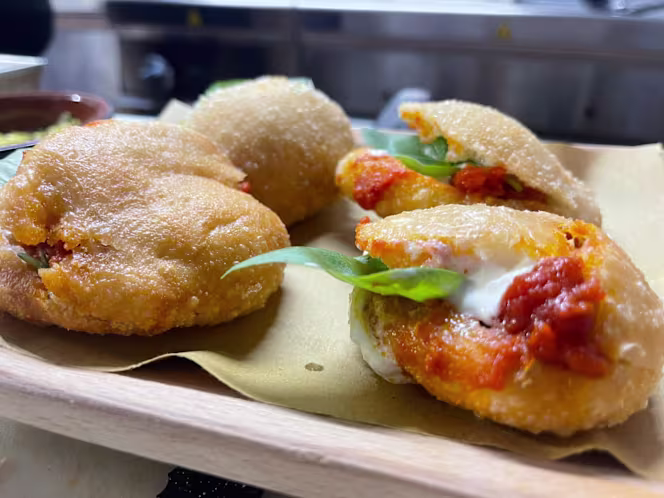 L’angolo di Lucia - 0