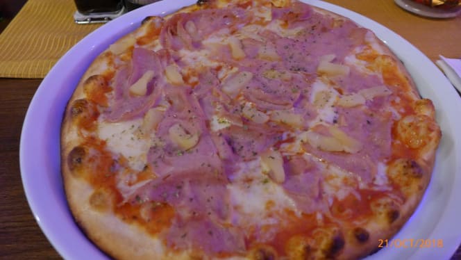 Pizzeria La Gondola - 2