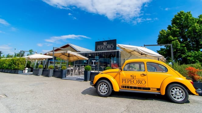 PepeOro Restaurant Cafe - 9