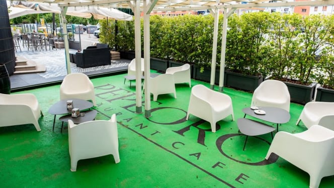 PepeOro Restaurant Cafe - 7