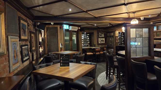 Castle Inn Bray - 1