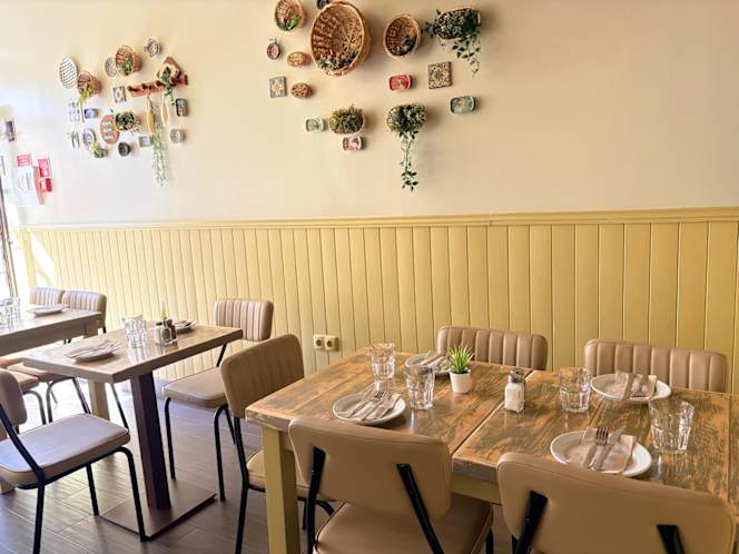 Casa Saul - Authentic Portuguese Food - 3