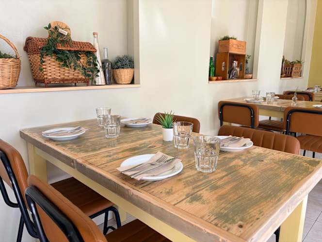 Casa Saul - Authentic Portuguese Food - 5