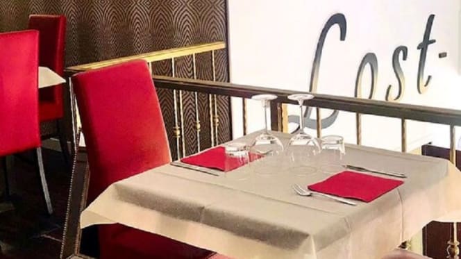 Lost Pub & Restaurant - 9