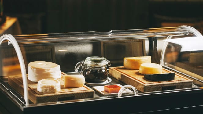 Grill D. Fernando - 5