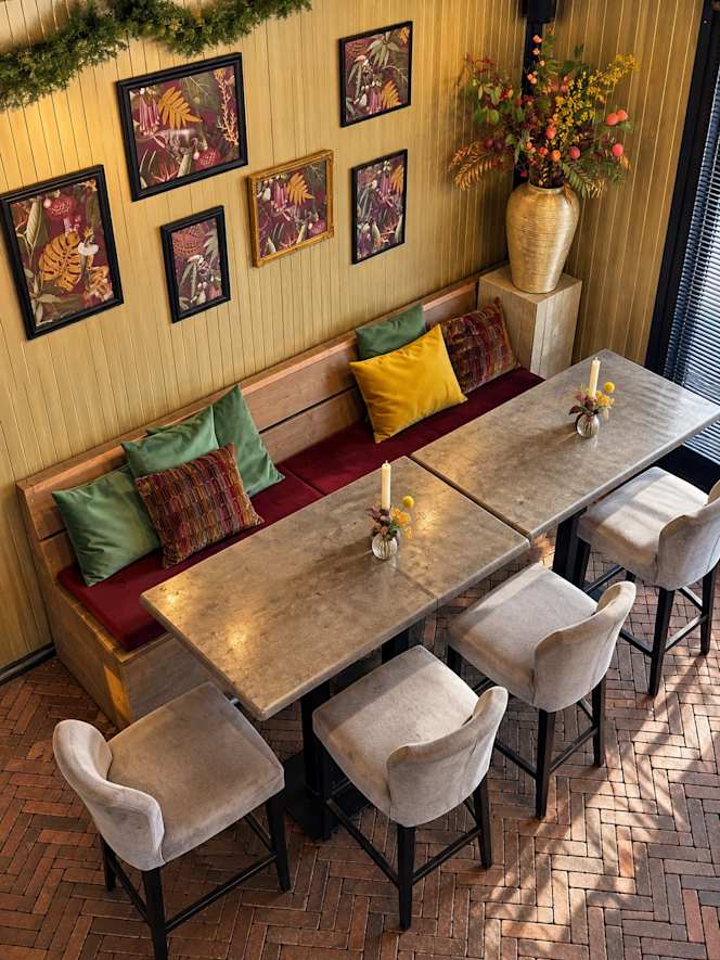 Square Restaurant - 1