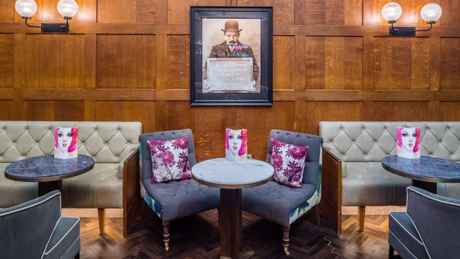 Courtroom Bar @ the Dixon, Tower Bridge - London - 8