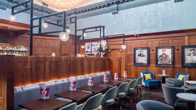 Courtroom Bar @ the Dixon, Tower Bridge - London - 4