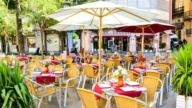 María Mandiles (Pza. del Carmen) - Valencia - 8