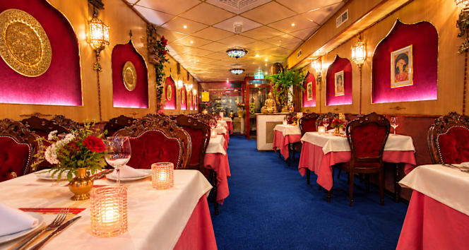 Akbar Indiaas Restaurant - 0