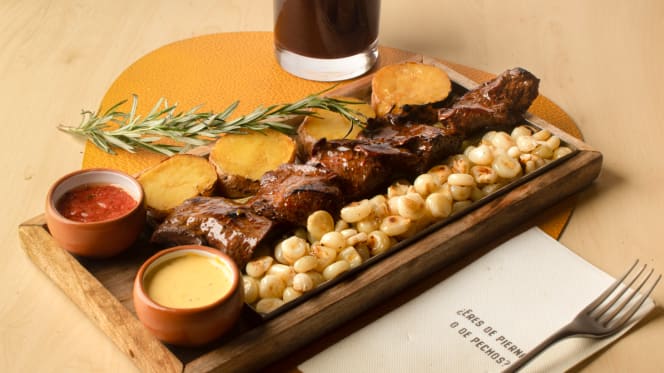 HUMO Goya Pollos a la Brasa by Jhosef Arias - 0