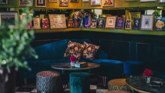 Emerald's Independent Bar - 3