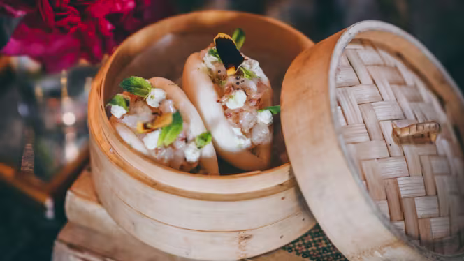 Emerald's Independent Bar - 1