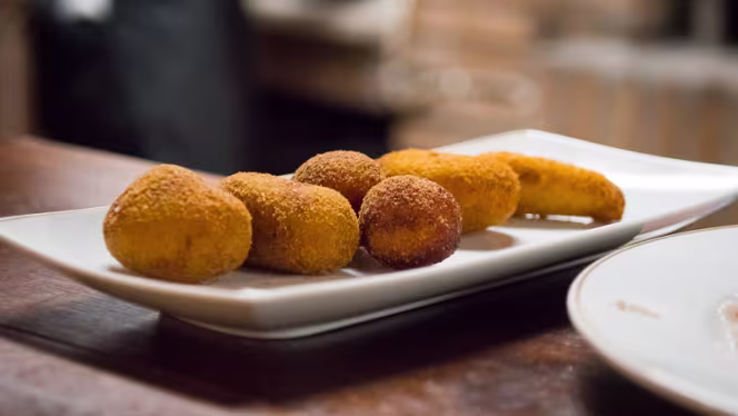 Restaurante Hostería La Cuina de Portolá. Parador de Artíes - 7