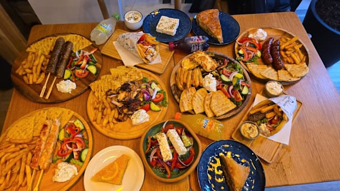 Avli Of Battersea - London - 9