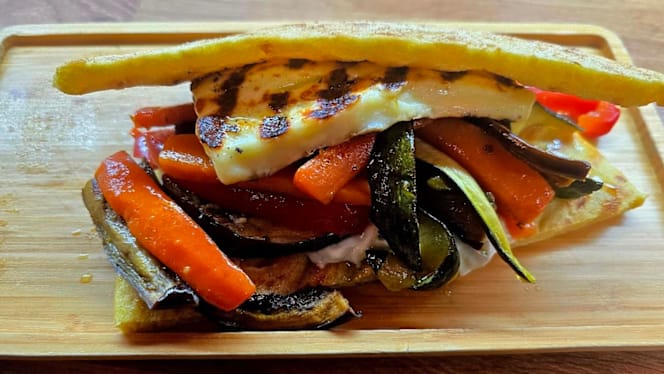 Avli Of Battersea - London - 3