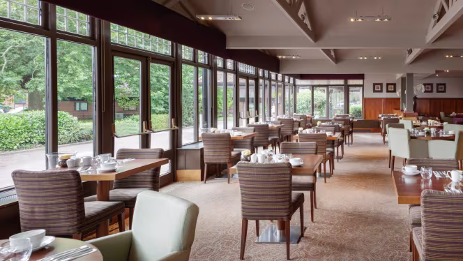 DoubleTree by Hilton Stratford - 0