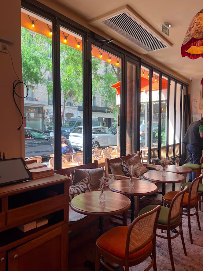 Mimi's Brasserie - 3