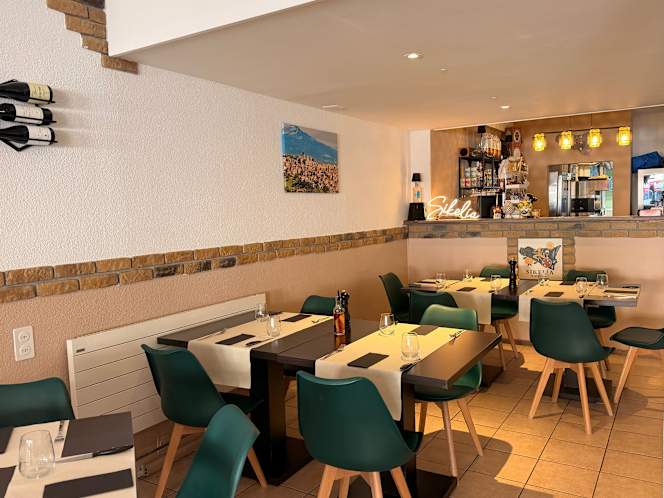 Sikelia Pizzeria - 2