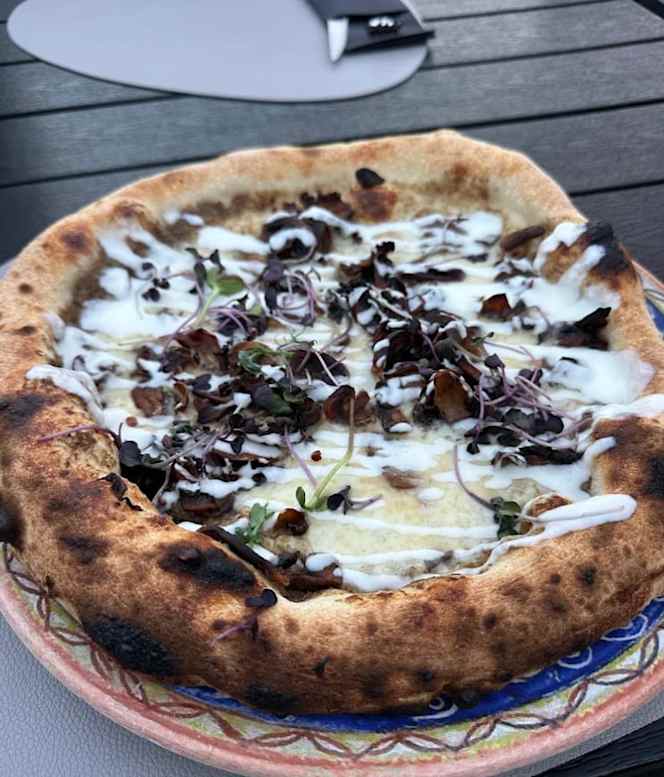 Sikelia Pizzeria - 3