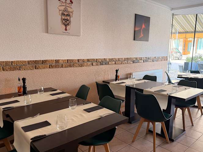 Sikelia Pizzeria - 1