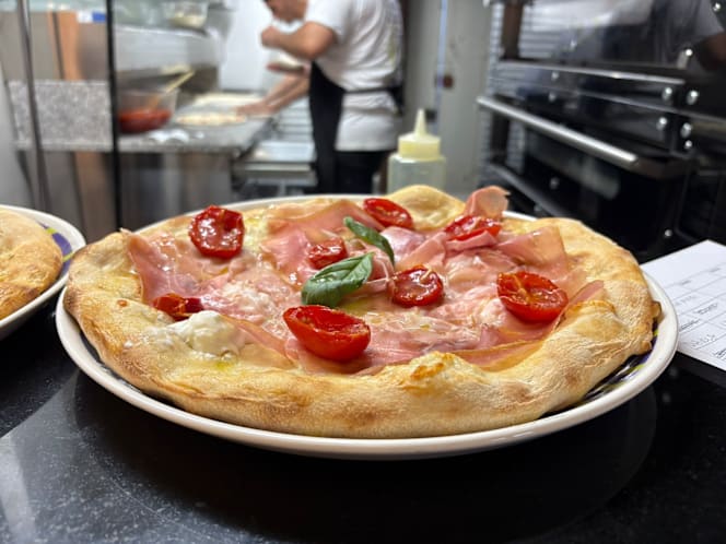 Strafico Pizzeria ONLUS - 1