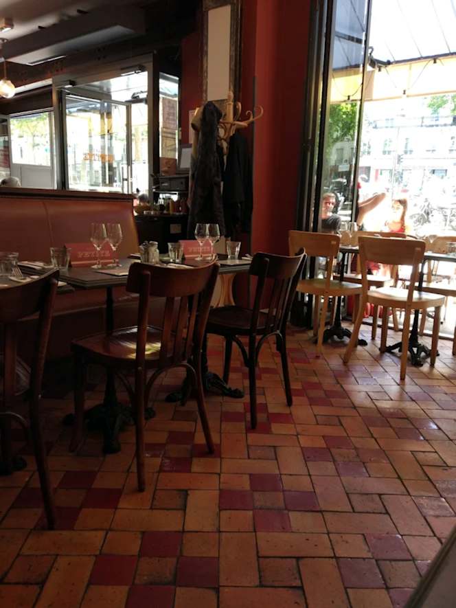 Café Petite - 5