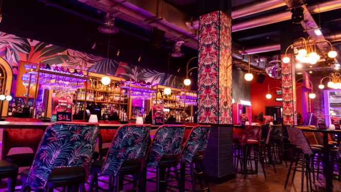 Slug and Lettuce Glasgow - 3