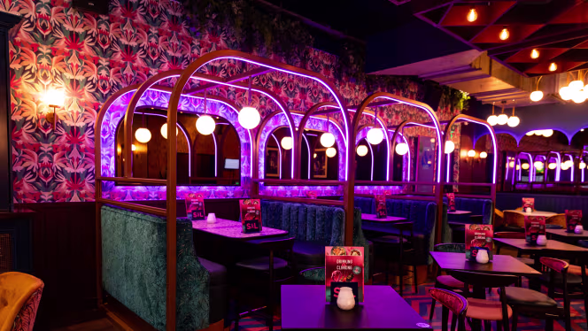 Slug and Lettuce Glasgow - 8