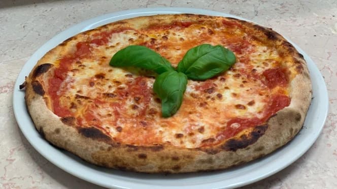 Ristorante Pizzeria Villa Del Sorriso - 8