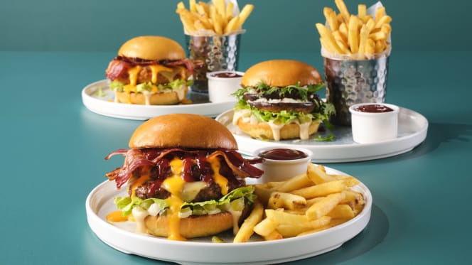 Slug and Lettuce Nottingham, Market Square - 1