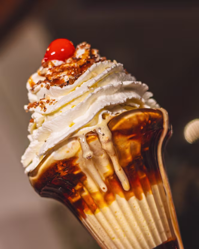 Breakfast In America - Champs Elysées - 1