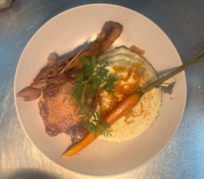 Le Jimmy's Brasserie Pub - 4