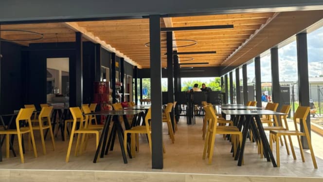 CLUBBY CONVIVIAL FOOD - 0