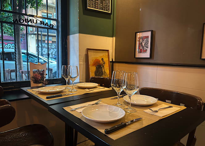 Unión Carnes y Vinos - 1