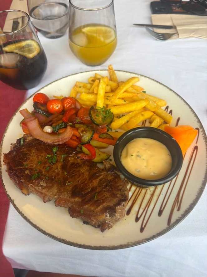 Esso Restaurant - 5