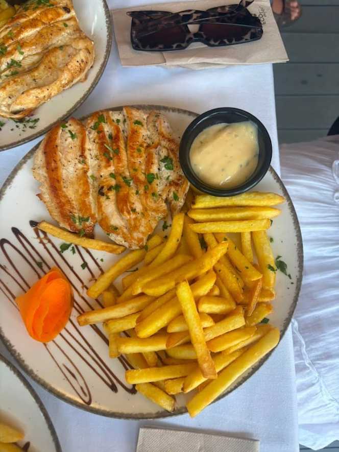 Esso Restaurant - 4