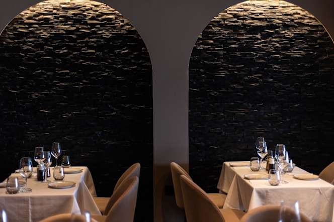 Esso Restaurant - 1