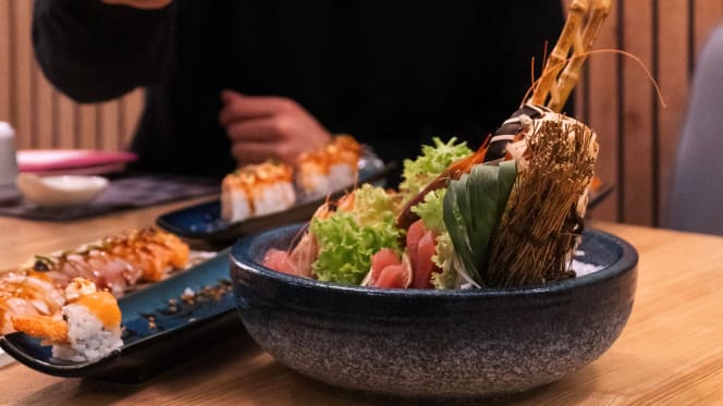 Dakou Sushi Restaurant - 8