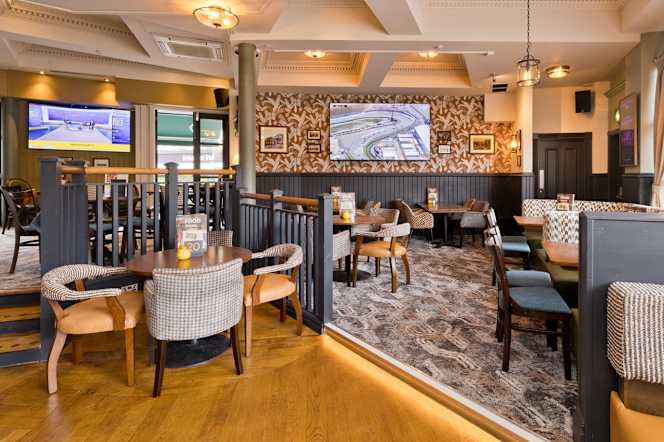 Yates Liverpool - 6