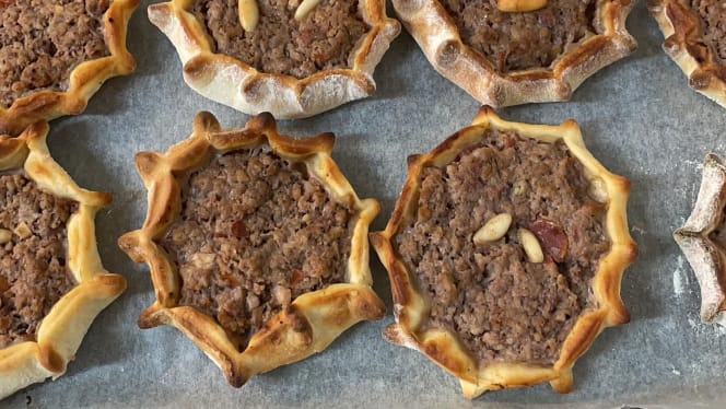 Mesa By The Bey Cook - 1