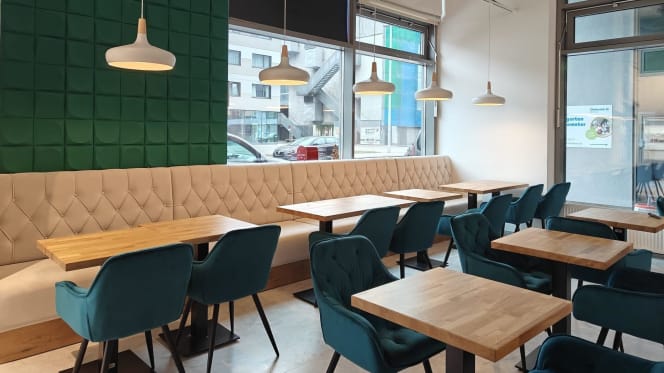 Youmi Shop & Eat - 1