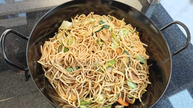 Youmi Shop & Eat - 3