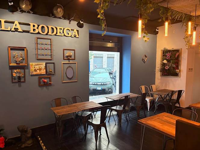 La Bodega - 3