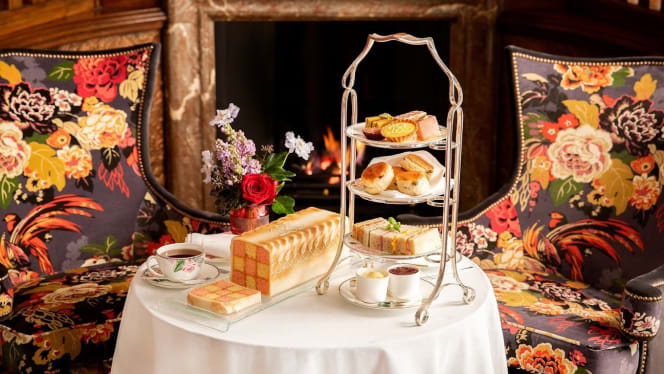 The Drawing Room at Brown's Hotel - 5