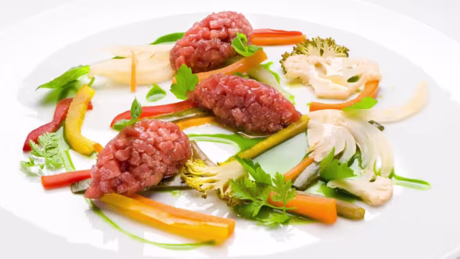 L'Orangerie Poolside Bar & Restaurant - 6