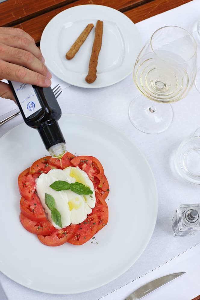 L'Orangerie Poolside Bar & Restaurant - 2